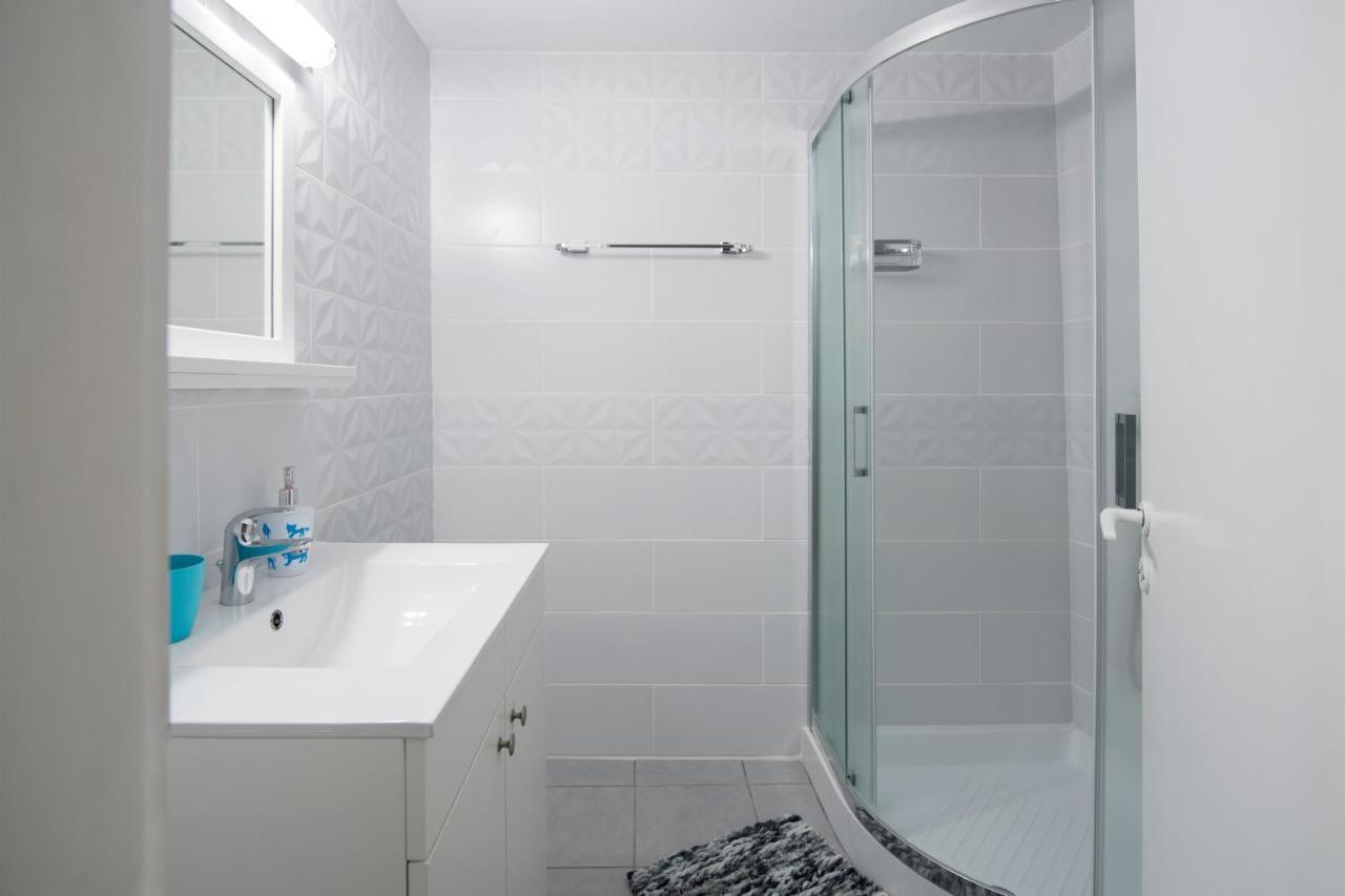 White Rooms Paros Науса Екстер'єр фото